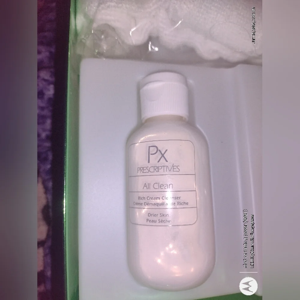 Prescriptives Daily Care For Drier Skin Box Set - Picture 5 of 7